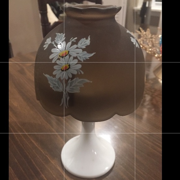 Vintage Westmoreland ‘Brown mist’ fairy lamp - Picture 2 of 2